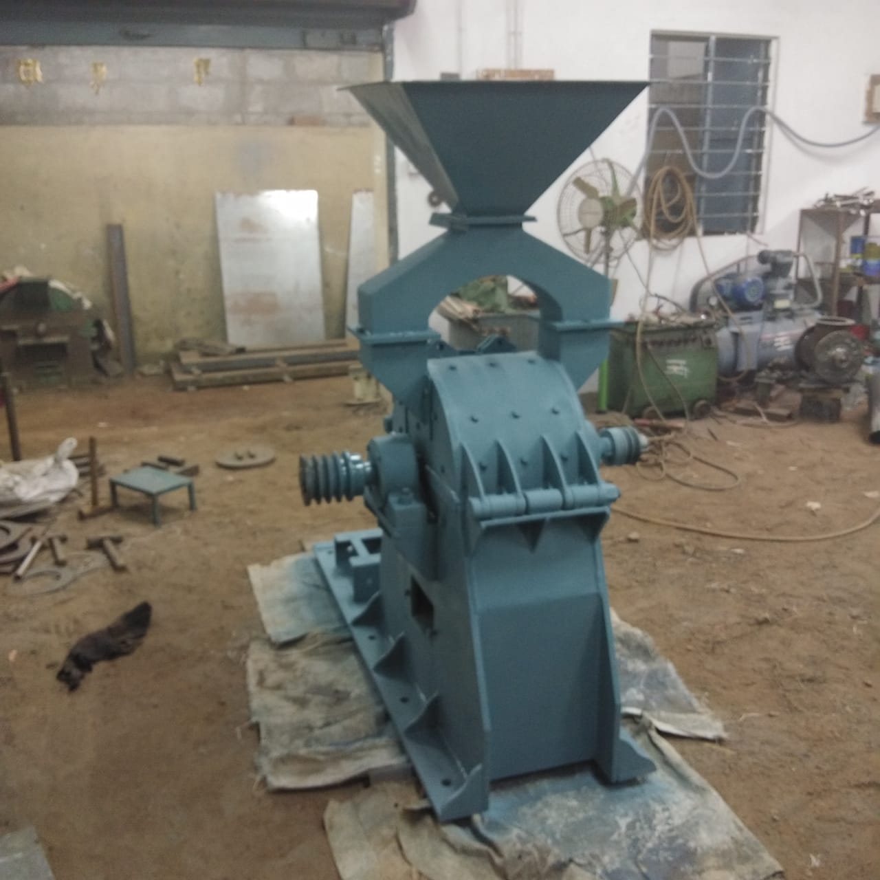 100 HP hammertype pulveriser machine